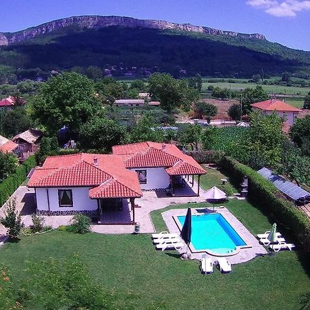 Madara Omaya Guest House Dış mekan fotoğraf