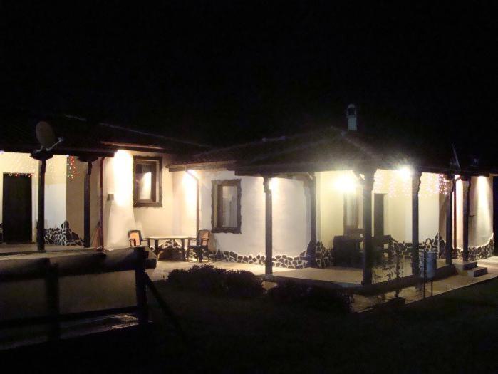 Madara Omaya Guest House Dış mekan fotoğraf