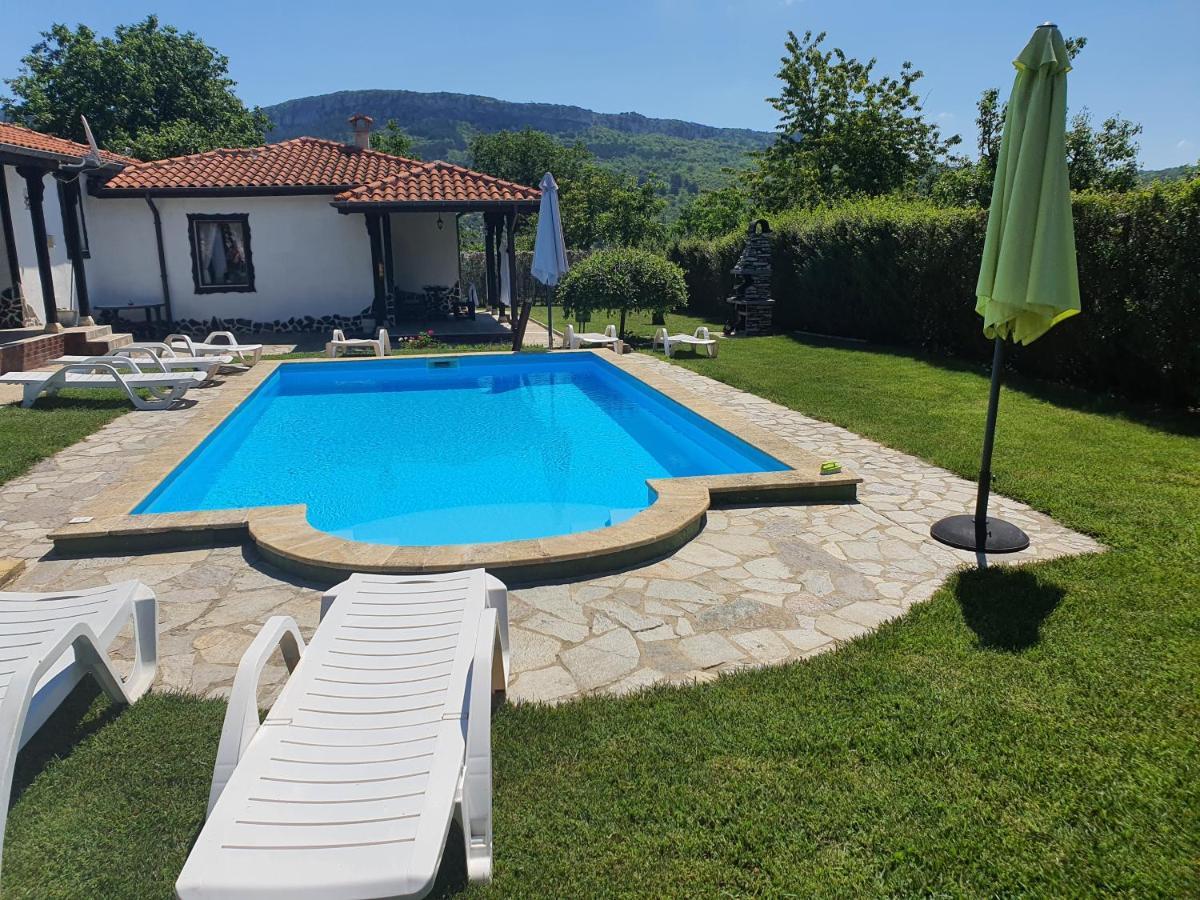 Madara Omaya Guest House Dış mekan fotoğraf